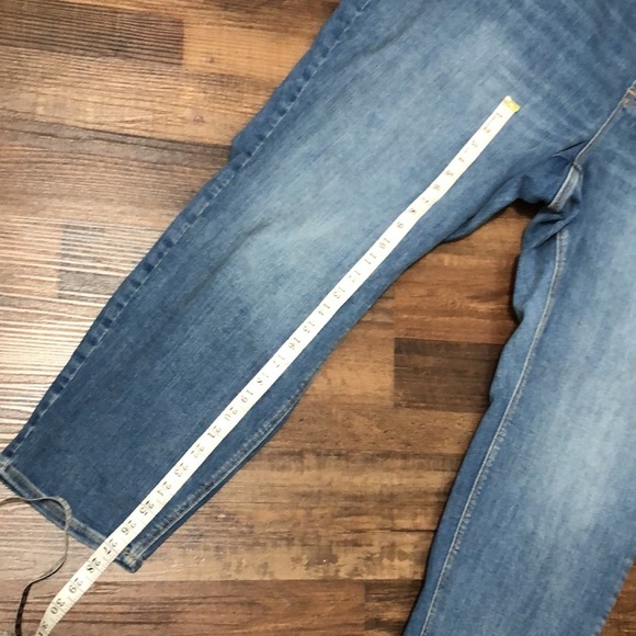 Old Navy Rockstar super skinny high rise capris - Picture 5 of 11